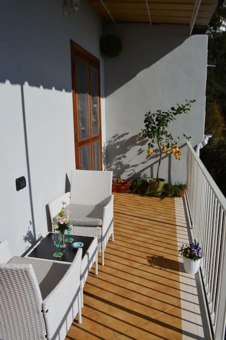 Casa Rossia Breathtaking Sea View Apartment In Positano Kültér fotó